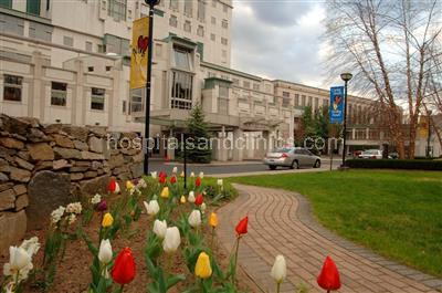 St Francis Hospital & Medical Center